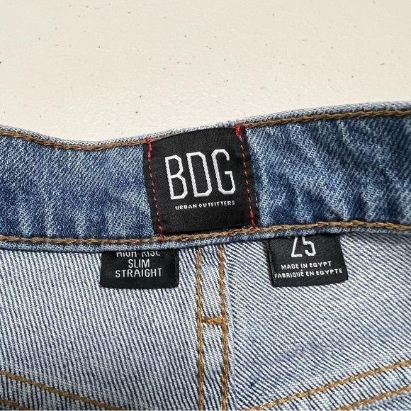 Urban Outfitters BDG High Rise Slim Straight Distressed Jeans - Picture 7 of 11